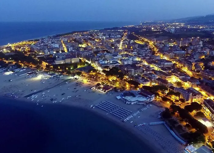 Costa Degli Aranci 斯塔拉帝